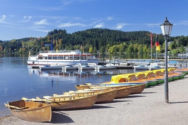 Rowing boats at Titisee Lake, Titisee-Neustadt, Black Forest, Baden Wurttemberg, Germany, Europe