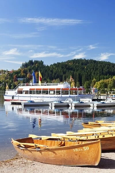 Rowing boats at Titisee Lake, Titisee-Neustadt, Black Forest, Baden Wurttemberg, Germany, Europe