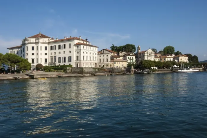 Framed Print : Royal Palace, Isola Bella, Borromean Islands, Lake Maggiore, Piedmont, Italian Lakes Framed Print : Royal Palace, Isola Bella, Borromean Islands, Lake Maggiore, Piedmont, Italian Lakes
