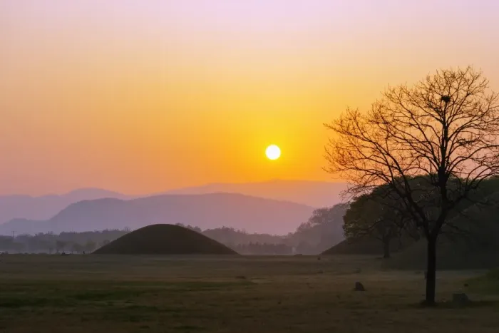 Framed Print : Royal Tombs burial mounds at sunrise, UNESCO World Heritage Site, Gyeongju, Gyeongsangbuk-do, South Korea, Asia