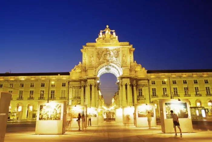 Framed Print : Rua Augusta Arch