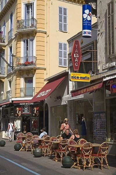 Rue d Antibes, Cannes, Alpes Maritimes, Provence, Cote d Azur