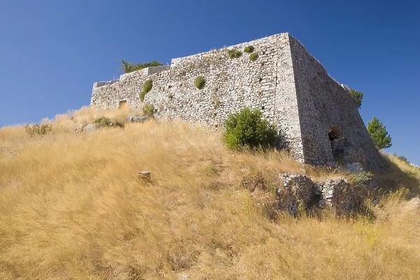 The ruined castle of Agios Georgios, Kastro, near Argostoli, Kefalonia (Kefallonia, Cephalonia), Ionian Islands, Greek Islands, Greece, Europe
