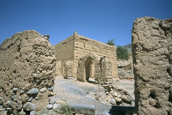 Ruined village of Tanouf