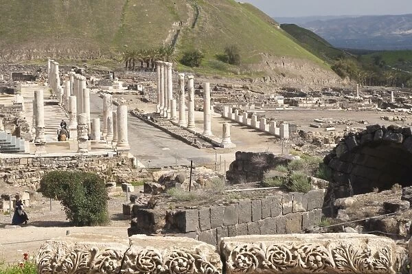 Ruins of Decapolis city of Scythopolis, Bet She an National Park, Israel, Middle East