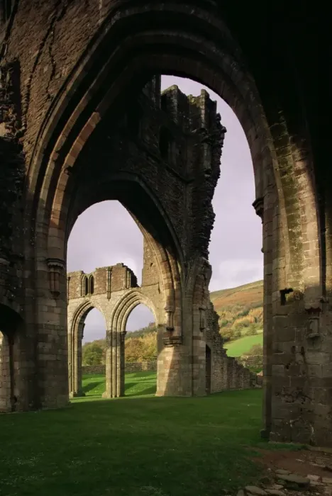 Framed Print : Ruins of Llanthony Priory Framed Print : Ruins of Llanthony Priory