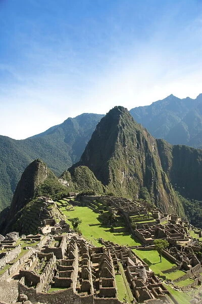 The ruins of Machu Picchu, with Huayna Picchu in the background, UNESCO World Heritage Site