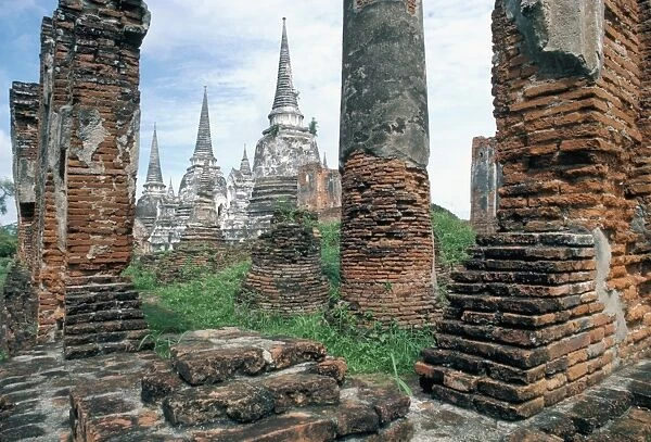 Ruins in the old capital of Ayutthaya