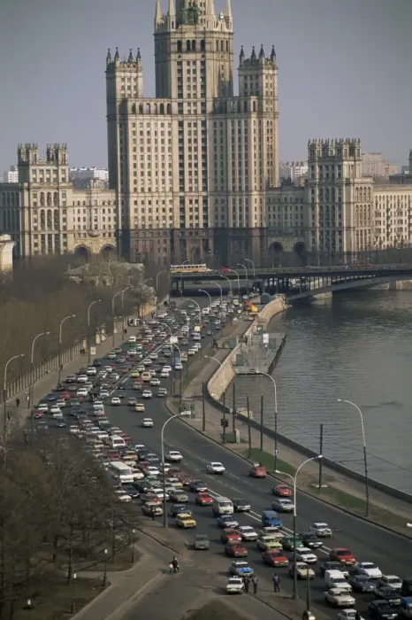 Framed Print : Rush hour traffic on Moskvoretskaya Framed Print : Rush hour traffic on Moskvoretskaya