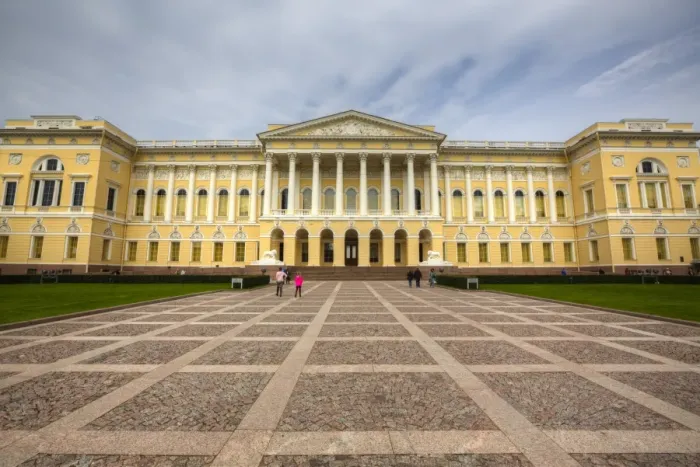 Framed Print : Russian Museum (Mikhailovsky Palace), UNESCO World Heritage Site, St. Petersburg Framed Print : Russian Museum (Mikhailovsky Palace), UNESCO World Heritage Site, St. Petersburg