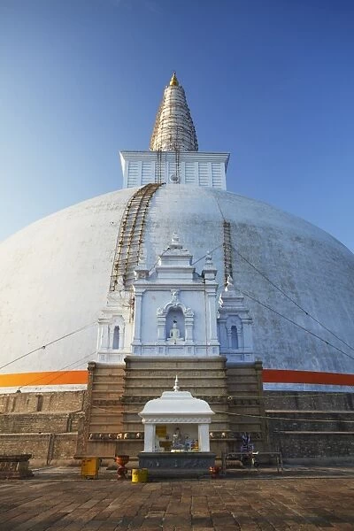 Ruvanvelisaya Dagoba, Anuradhapura, UNESCO World Heritage Site, North Central Province, Sri Lanka, Asia