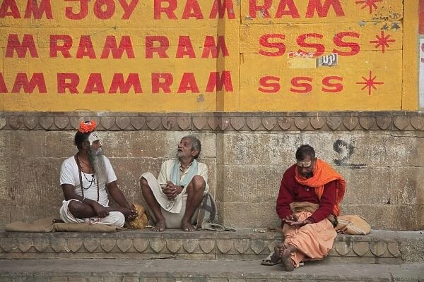 Sadhus (holy men), ghats, Varanasi, Uttar Pradesh, India, Asia