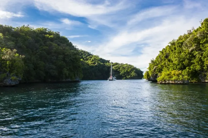 Framed Print : Sailing boat leaving the habour of Koror, Rock islands, Palau, Central Pacific, Pacific Framed Print : Sailing boat leaving the habour of Koror, Rock islands, Palau, Central Pacific, Pacific