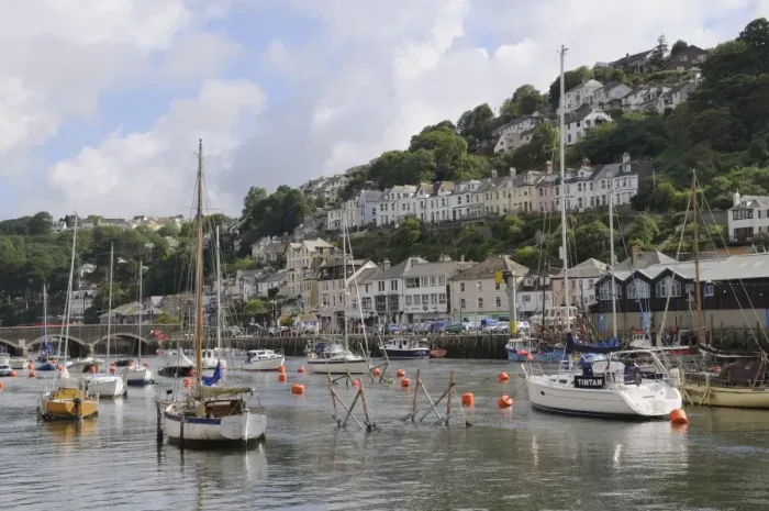 Framed Print : Sailing yachts, pleasure boats and fishing boats moored in Looe harbour, Cornwall, England, United Kingdom, Europe Framed Print : Sailing yachts, pleasure boats and fishing boats moored in Looe harbour, Cornwall, England, United Kingdom, Europe