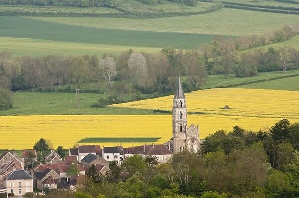 Saint-Pere sous Vezelay village, Burgundy, France, Europe