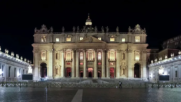Framed Print : Saint Peter's Square in Vatican City at night, the papal enclave in Rome, with St. Peter's Basilica in the background, UNESCO World Heritage Site, Rome, Lazio, Italy, Europe Framed Print : Saint Peter's Square in Vatican City at night, the papal enclave in Rome, with St. Peter's Basilica in the background, UNESCO World Heritage Site, Rome, Lazio, Italy, Europe
