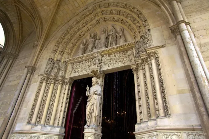 Framed Print : Sainte-Chapelle exterior detail, Paris, France, Europe Framed Print : Sainte-Chapelle exterior detail, Paris, France, Europe