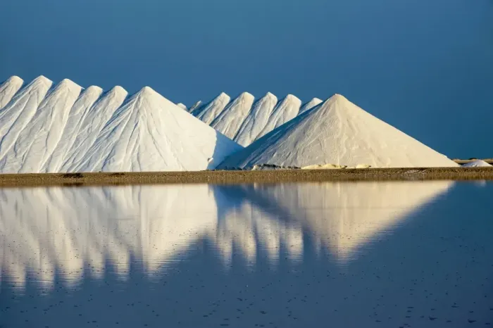 Framed Print : Saline plains, a salt mine in Bonaire, ABC Islands, Netherlands Antilles, Caribbean, Central America Framed Print : Saline plains, a salt mine in Bonaire, ABC Islands, Netherlands Antilles, Caribbean, Central America