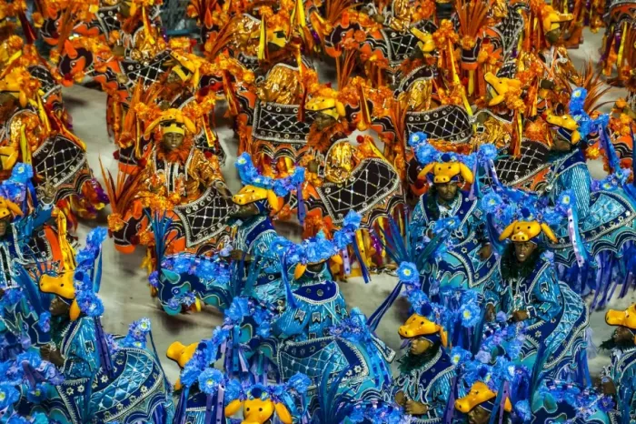 Framed Print : Samba Parade at the Carnival in Rio de Janeiro, Brazil, South America Framed Print : Samba Parade at the Carnival in Rio de Janeiro, Brazil, South America