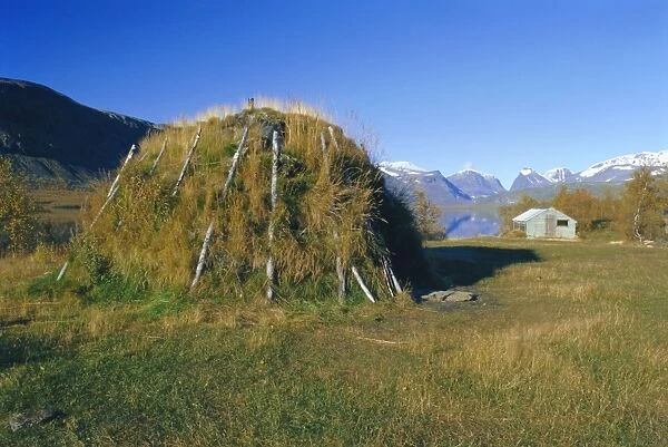 Sami kata (tent) and Mt