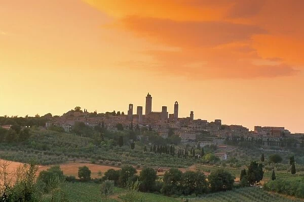 San Gimignano at sunset, Siena province, Tuscany, Italy, Europe
