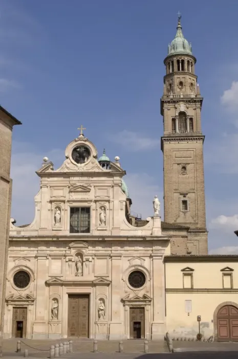 Framed Print : San Giovanni church, Parma, Emilia-Romagna, Italy, Europe Framed Print : San Giovanni church, Parma, Emilia-Romagna, Italy, Europe