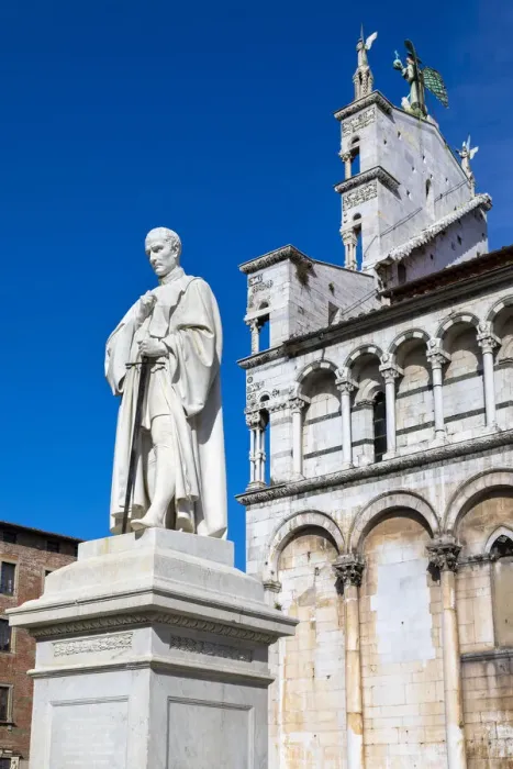 Framed Print : San Michele in Foro church, Burlamacchi statue, Lucca, Tuscany, Italy, Europe Framed Print : San Michele in Foro church, Burlamacchi statue, Lucca, Tuscany, Italy, Europe