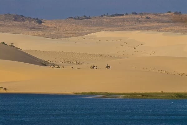 Sand dunes of Mui Ne, Vietnam, Indochina, Southeast Asia, Asia