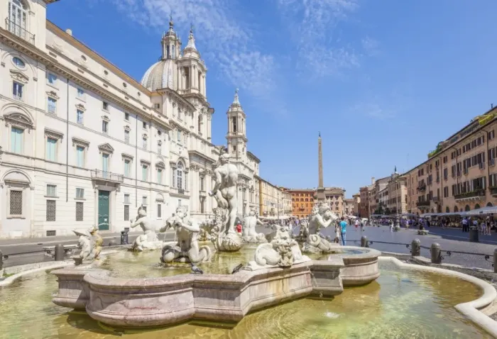 Framed Print : Sant Agnese in Agone church and the Fontana del Moro in the Piazza Navona, Rome, Lazio Framed Print : Sant Agnese in Agone church and the Fontana del Moro in the Piazza Navona, Rome, Lazio