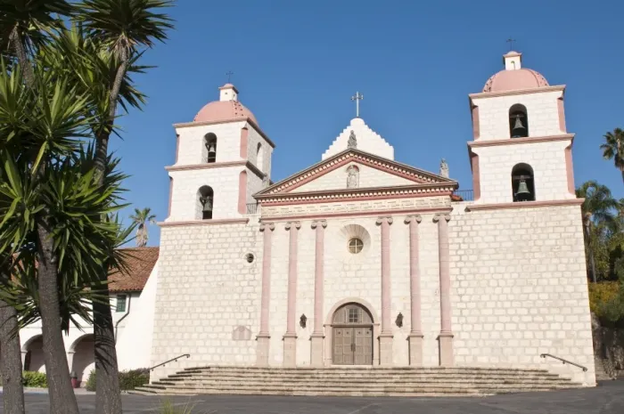 Framed Print : Santa Barbara Mission, Santa Barbara, California, United States of America, North America Framed Print : Santa Barbara Mission, Santa Barbara, California, United States of America, North America