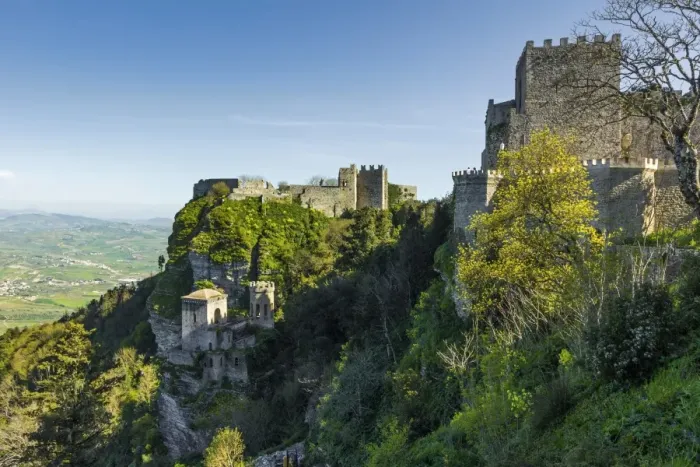 Framed Print : Saracen Arab era Pepoli Castle, now a hotel, in historic town high above Trapani at 750m, Erice, Trapani, Sicily, Italy, Mediterranean, Europe Framed Print : Saracen Arab era Pepoli Castle, now a hotel, in historic town high above Trapani at 750m, Erice, Trapani, Sicily, Italy, Mediterranean, Europe