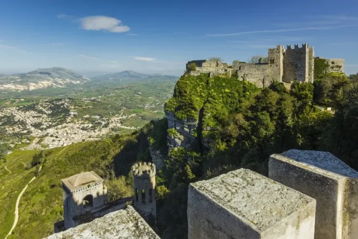 Framed Print : Saracen Arab era Pepoli Castle, now a hotel, in historic town high above Trapani at 750m, Erice, Trapani, Sicily, Italy, Mediterranean, Europe Framed Print : Saracen Arab era Pepoli Castle, now a hotel, in historic town high above Trapani at 750m, Erice, Trapani, Sicily, Italy, Mediterranean, Europe