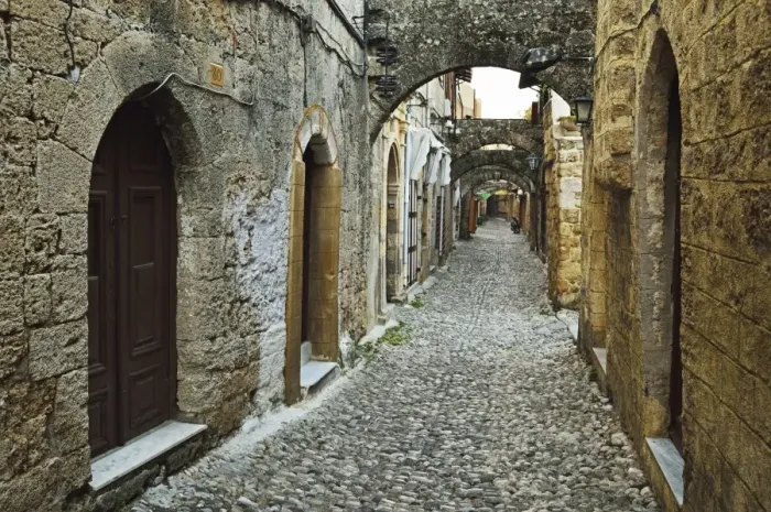 Framed Print : Scene from the Old Town, Rhodes City, Rhodes, Dodecanese, Greek Islands, Greece, Europe Framed Print : Scene from the Old Town, Rhodes City, Rhodes, Dodecanese, Greek Islands, Greece, Europe