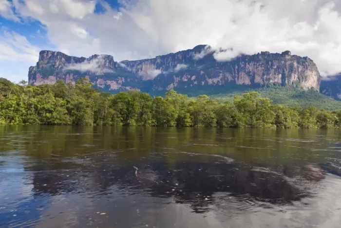 Framed Print : Scenery on boat trip to Angel Falls, Canaima National Park, Guayana Highlands Framed Print : Scenery on boat trip to Angel Falls, Canaima National Park, Guayana Highlands