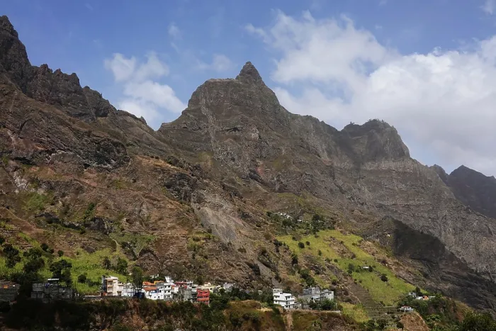 Framed Print : Scenery in the lush oasis of the Paul Valley, northern Saint Anthony, Cape Verde Framed Print : Scenery in the lush oasis of the Paul Valley, northern Saint Anthony, Cape Verde