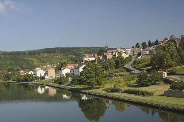 Schengen, Moselle wine route