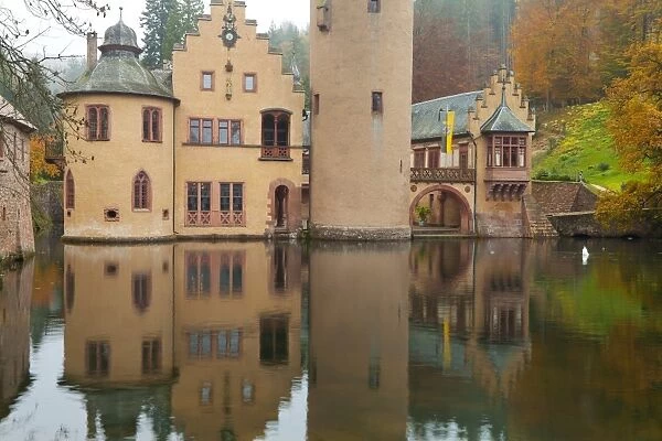 Schloss (Castle) Mespelbrunn in autumn, near Frankfurt, Germany, Europe