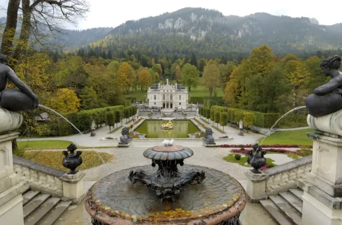 Framed Print : Schloss Linderhof Framed Print : Schloss Linderhof
