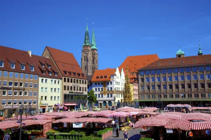 Framed Print : Schoener Brunnen Fountain, Market Square and St. Sebaldus Church, Nuremberg, Bavaria, Germany, Europe Framed Print : Schoener Brunnen Fountain, Market Square and St. Sebaldus Church, Nuremberg, Bavaria, Germany, Europe