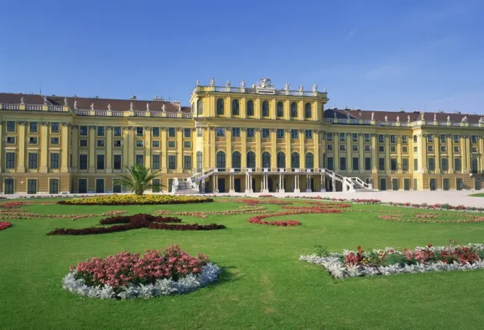 Framed Print : Schonbrunn Palace, UNESCO World Heritage Site, Vienna, Austria, Europe Framed Print : Schonbrunn Palace, UNESCO World Heritage Site, Vienna, Austria, Europe