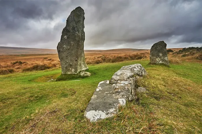 Framed Print : Scorhill Stone Circle, ancient stones in a prehistoric stone circle, on open moorland, Scorhill Down, near Chagford, Dartmoor National Park, Devon, England, United Kingdom, Europe Framed Print : Scorhill Stone Circle, ancient stones in a prehistoric stone circle, on open moorland, Scorhill Down, near Chagford, Dartmoor National Park, Devon, England, United Kingdom, Europe