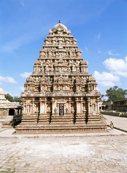Sculpted tower over santuary of Airavatesvara Temple