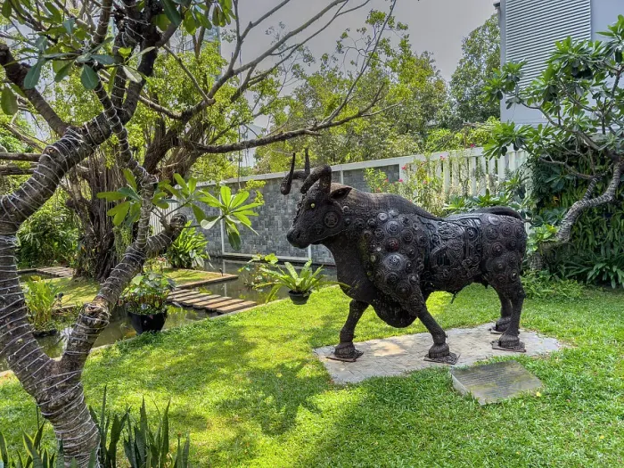 Framed Print : Sculpture of an iron bull at Topaz Restaurant, Phnom Penh, Cambodia, Indochina, Southeast Asia, Asia Framed Print : Sculpture of an iron bull at Topaz Restaurant, Phnom Penh, Cambodia, Indochina, Southeast Asia, Asia