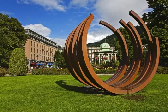 Framed Print : Sculpture outside the West Norway Museum of Decorative Art, Bergen, Norway Framed Print : Sculpture outside the West Norway Museum of Decorative Art, Bergen, Norway
