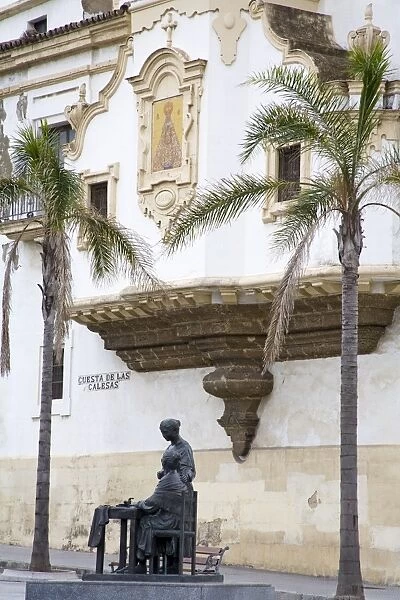 Sculpture and Santo Domingo Church, Medieval District, Cadiz, Andalusia, Spain, Europe