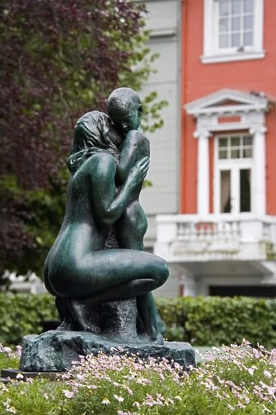 Sculpture in Theatre Gardens