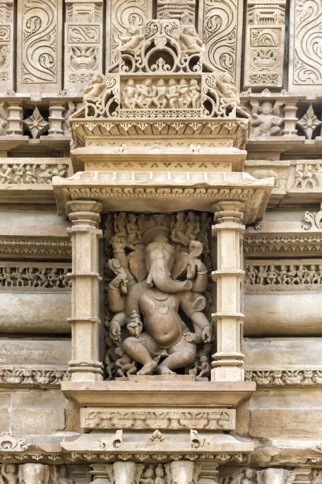 Framed Print : Sculptures on the walls of Lakshmana Temple, Khajuraho Group of Monuments Framed Print : Sculptures on the walls of Lakshmana Temple, Khajuraho Group of Monuments