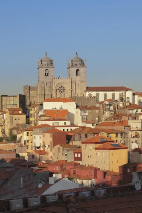 Framed Print : Se Cathedral at sunset, Ribeira District, UNESCO World Heritage Site, Porto (Oporto) Framed Print : Se Cathedral at sunset, Ribeira District, UNESCO World Heritage Site, Porto (Oporto)