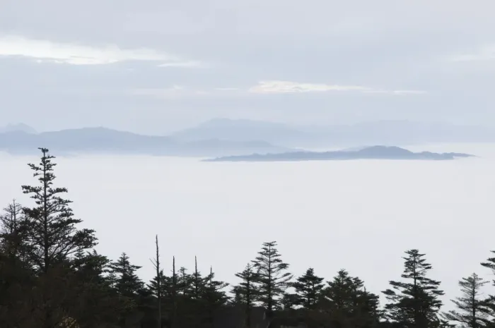 Framed Print : Sea of clouds at Mount Emei Shan, Mount Emei Scenic Area, UNESCO World Heritage Site Framed Print : Sea of clouds at Mount Emei Shan, Mount Emei Scenic Area, UNESCO World Heritage Site