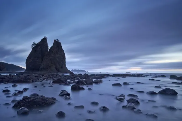 Framed Print : Sea stacks and rocks, Rialto Beach, Washington State, United States of America, North America Framed Print : Sea stacks and rocks, Rialto Beach, Washington State, United States of America, North America